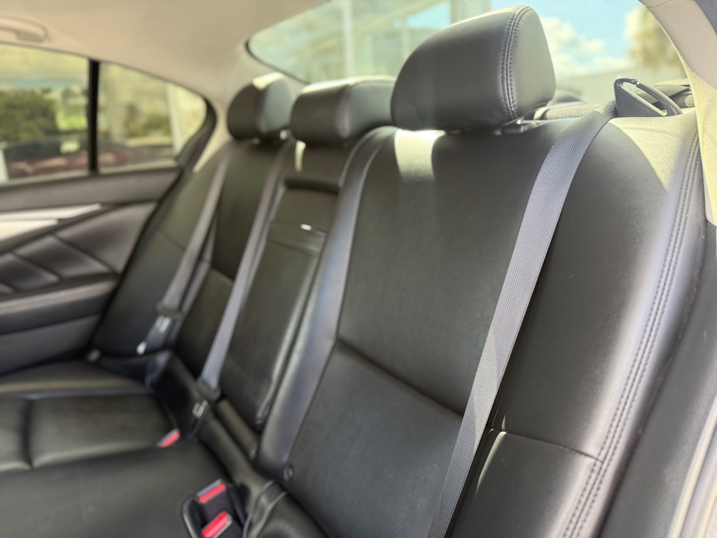 Infiniti Q50 3.0t LUXE AWD 2021