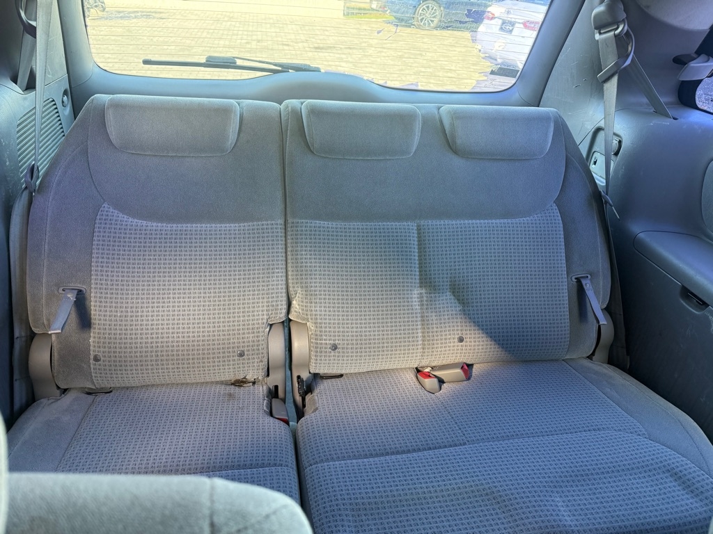 Toyota Sienna CE FWD Cargo Van (Natl) 2006