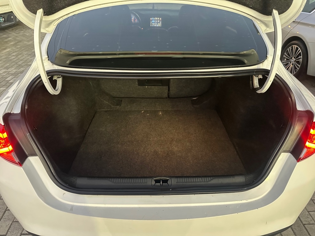 Chrysler 200 4dr Sdn S FWD 2015