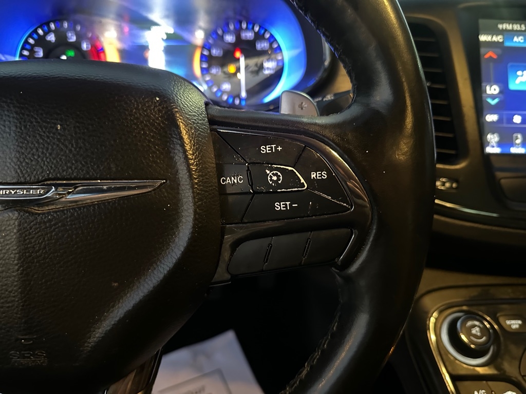 Chrysler 200 4dr Sdn S FWD 2015