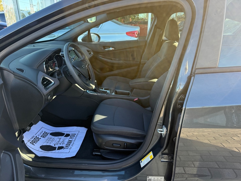 Chevrolet Cruze 4dr HB LT 2019