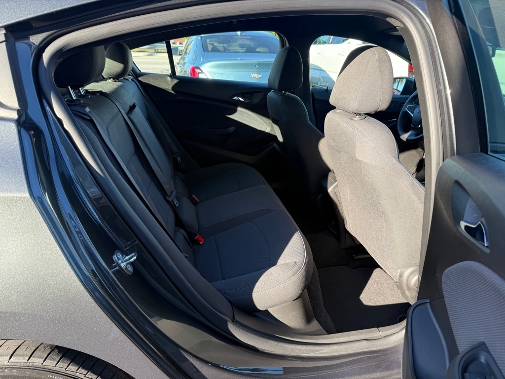 Chevrolet Cruze 4dr HB LT 2019