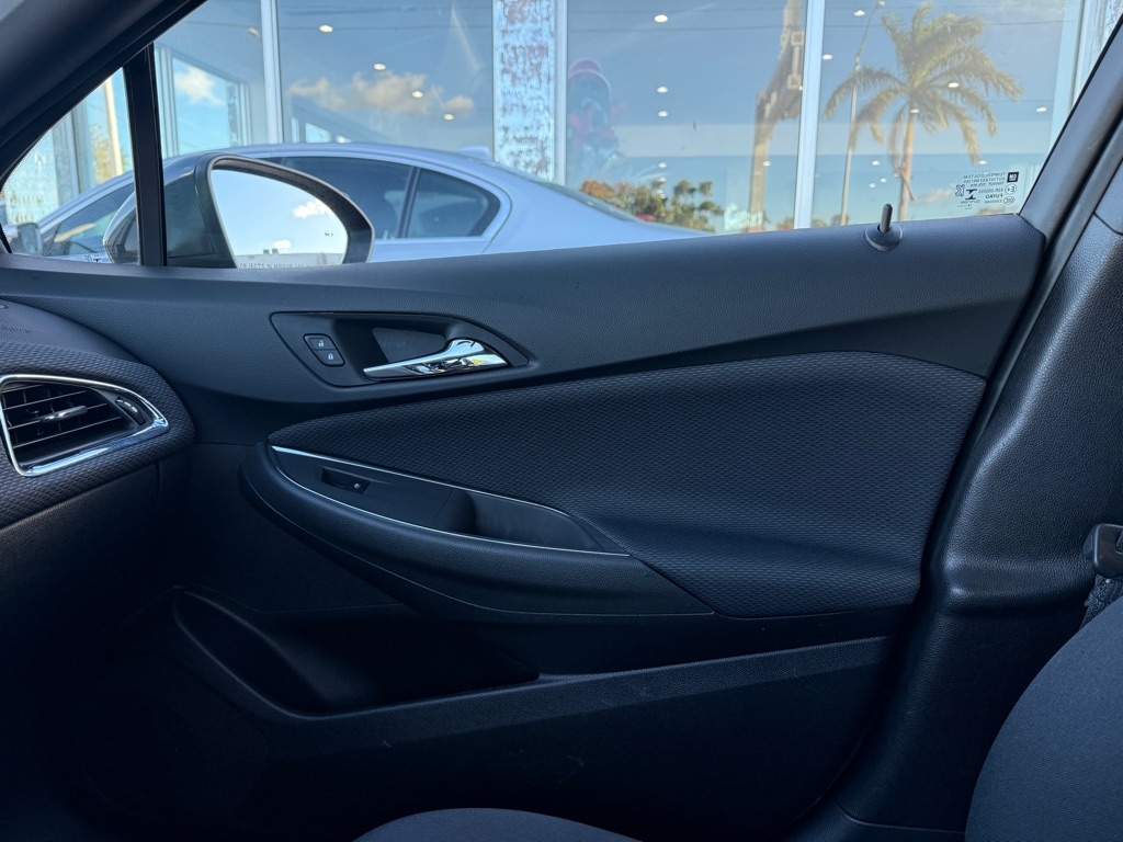 Chevrolet Cruze 4dr HB LT 2019