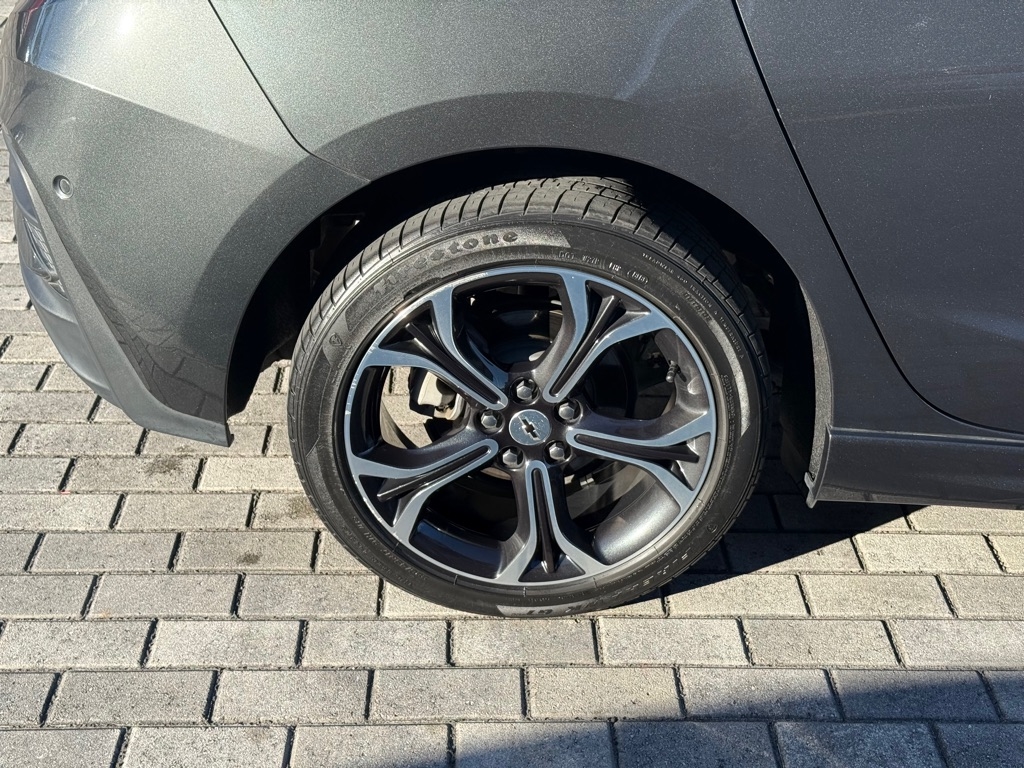 Chevrolet Cruze 4dr HB LT 2019