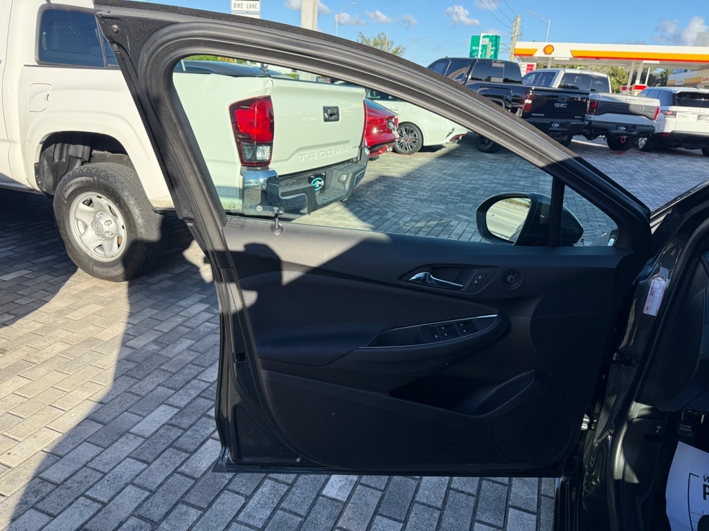 Chevrolet Cruze 4dr HB LT 2019