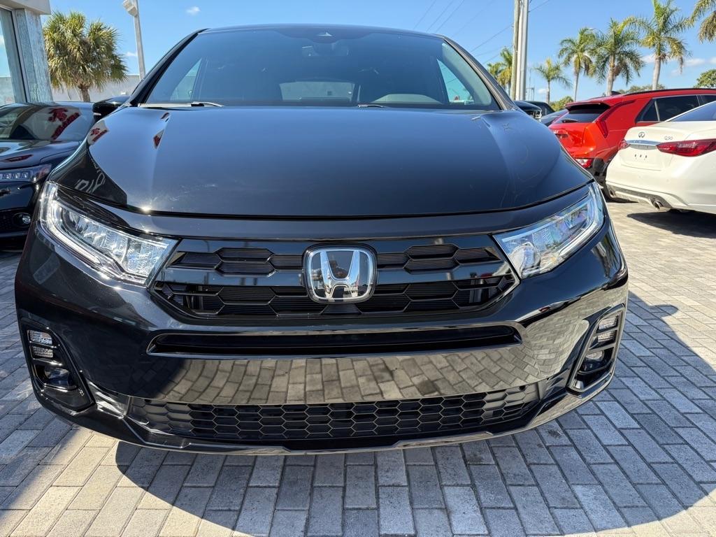 Honda Odyssey Sport-L Auto 2025