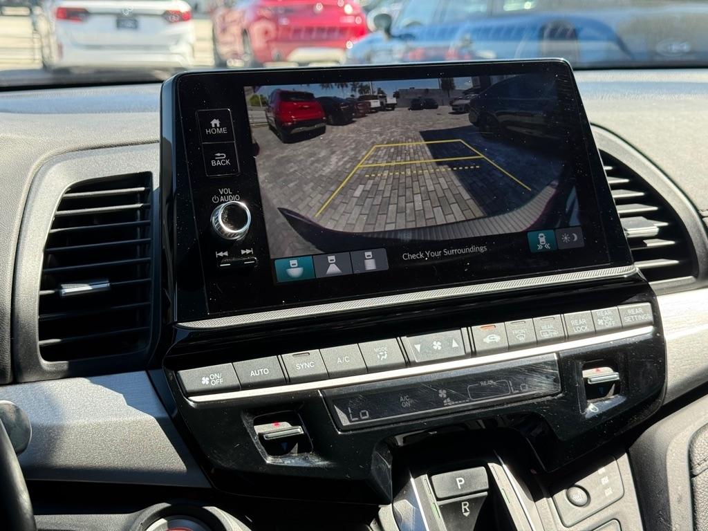 Honda Odyssey Sport-L Auto 2025