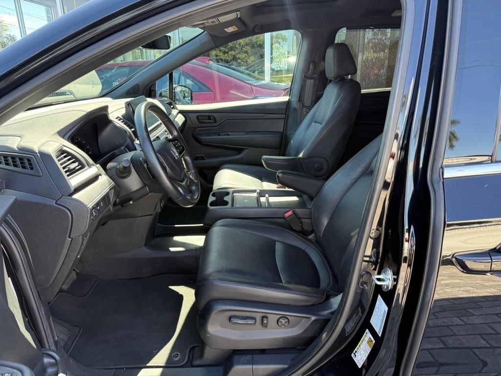 Honda Odyssey Sport-L Auto 2025