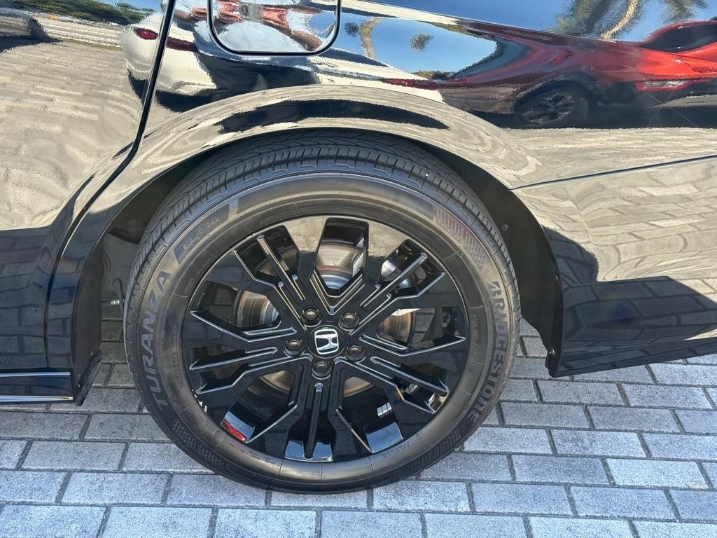 Honda Odyssey Sport-L Auto 2025