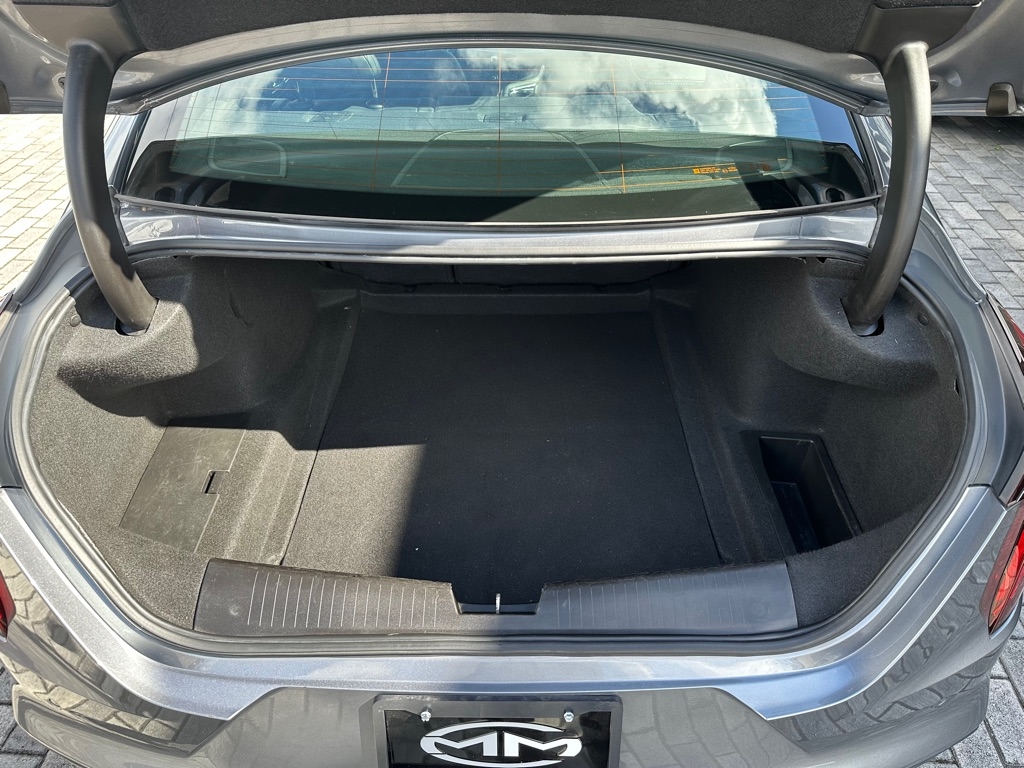 Cadillac CT4 4dr Sdn Luxury 2022