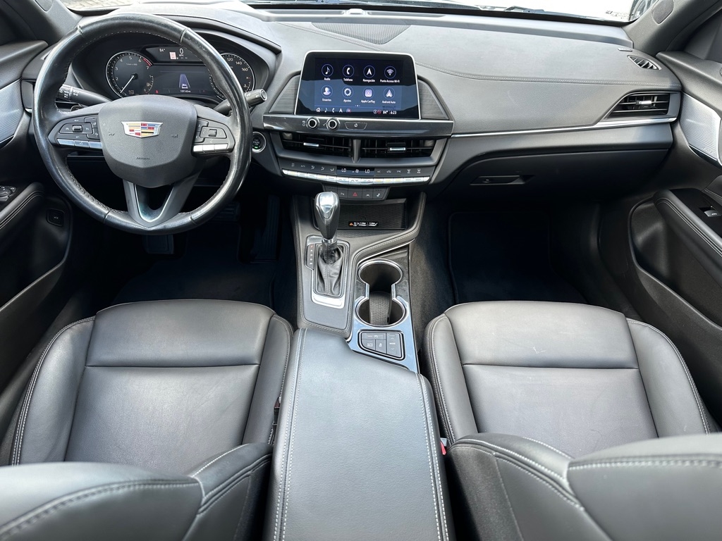 Cadillac CT4 4dr Sdn Luxury 2022