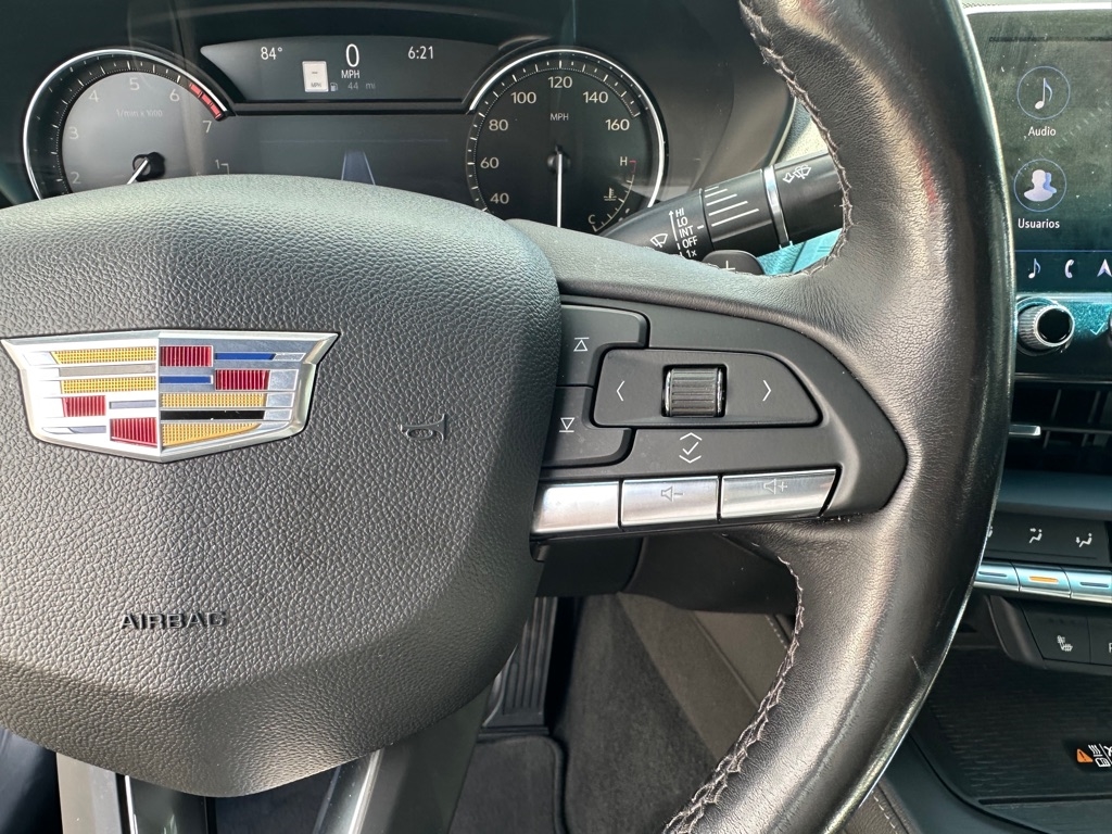 Cadillac CT4 4dr Sdn Luxury 2022