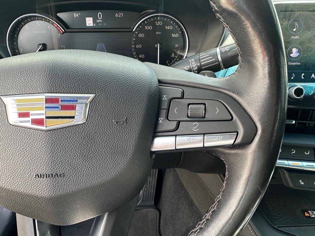 Cadillac CT4 4dr Sdn Luxury 2022