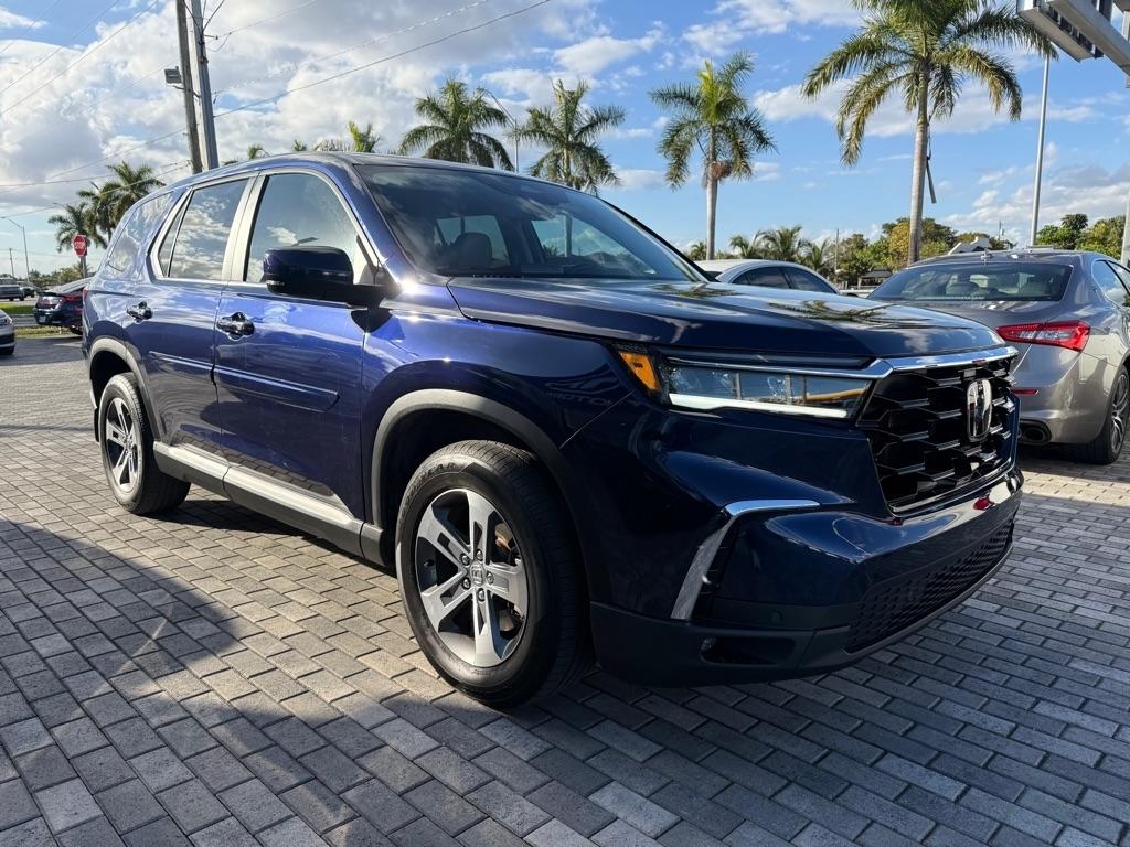 2023 Honda Pilot EX-L 8 Passenger AWD