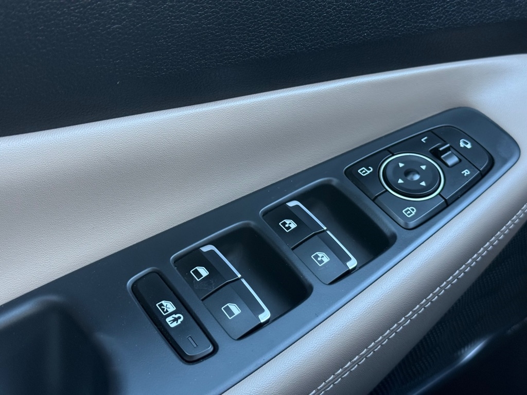 Hyundai Santa Fe Limited FWD 2021