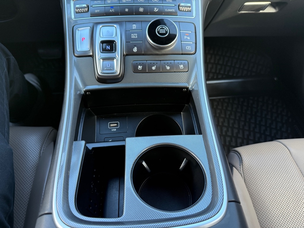 Hyundai Santa Fe Limited FWD 2021