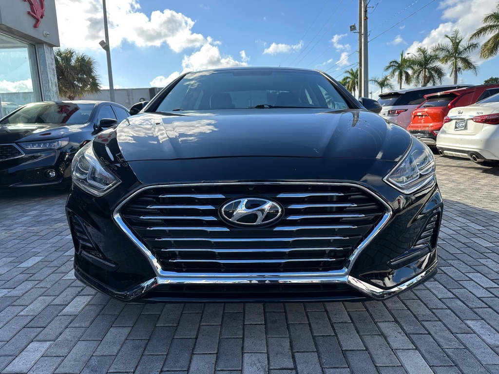 Hyundai Sonata SE 2.4L 2019