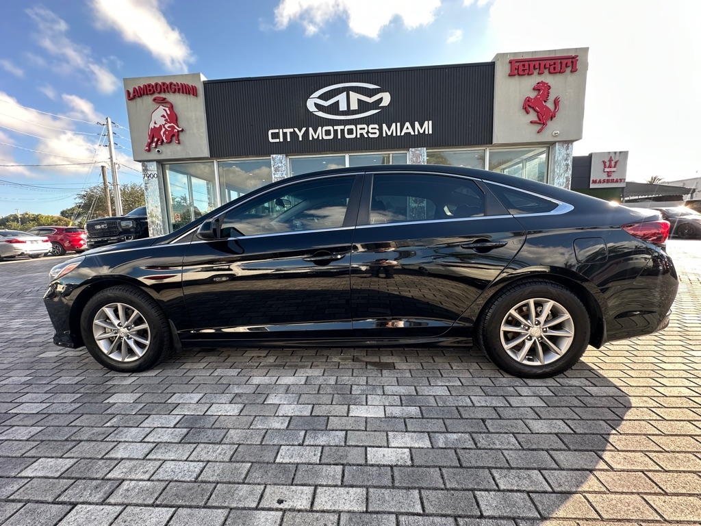 Hyundai Sonata SE 2.4L 2019