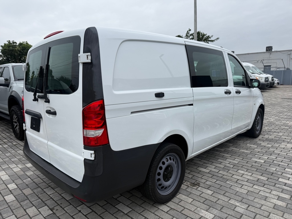Mercedes-Benz Metris Cargo Van Standard Roof 126" Wheelbase 2019