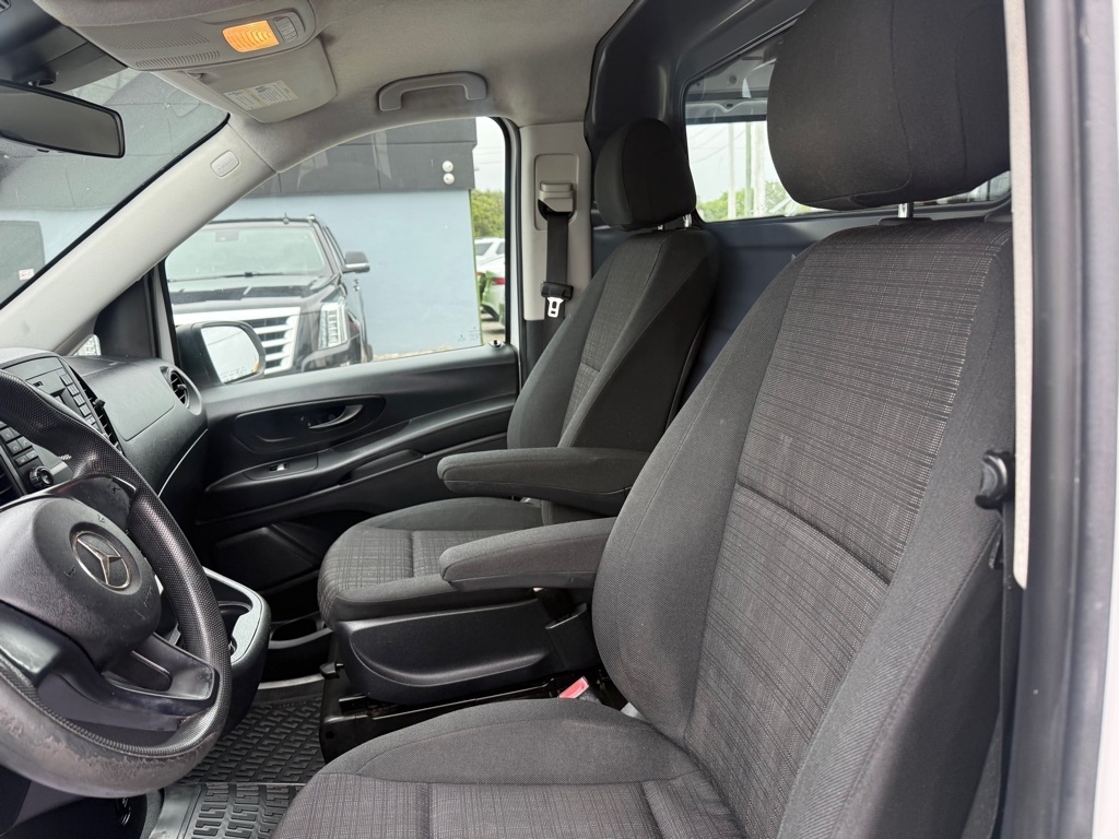 Mercedes-Benz Metris Cargo Van Standard Roof 126" Wheelbase 2019