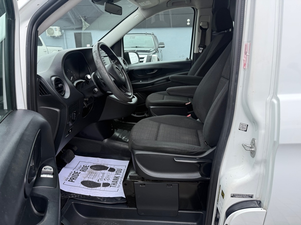 Mercedes-Benz Metris Cargo Van Standard Roof 126" Wheelbase 2019