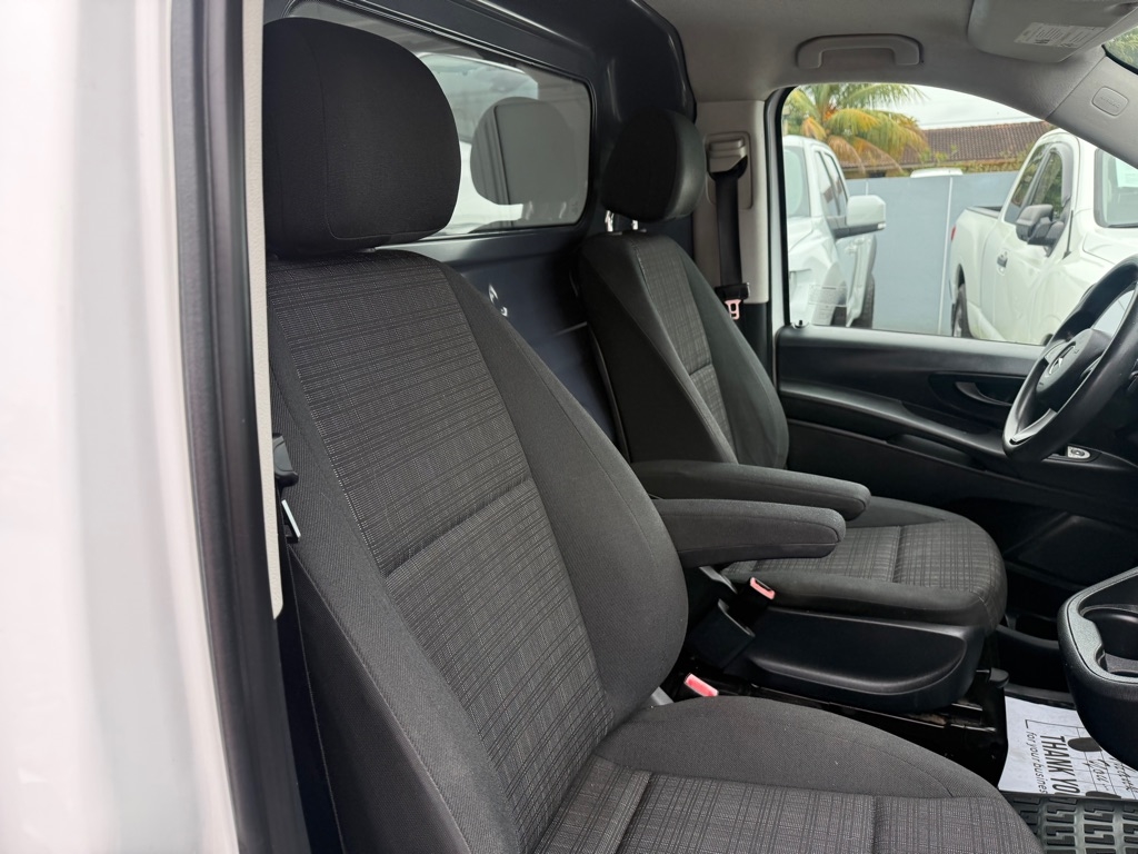 Mercedes-Benz Metris Cargo Van Standard Roof 126" Wheelbase 2019