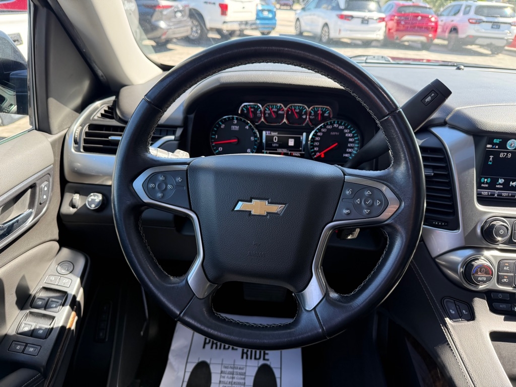 Chevrolet Suburban 2WD 4dr LT 2020