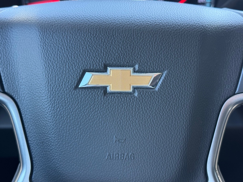 Chevrolet Suburban 2WD 4dr LT 2020