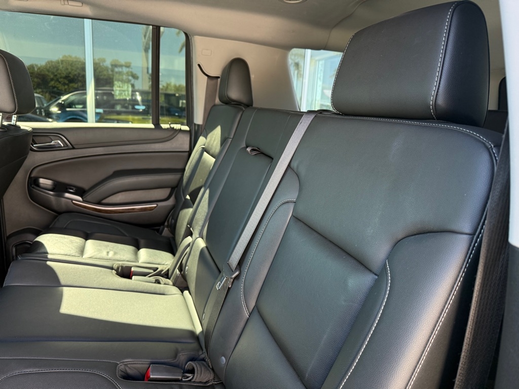 Chevrolet Suburban 2WD 4dr LT 2020