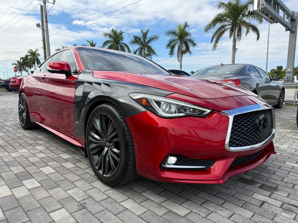 Infiniti Q60 LUXE RWD 2022