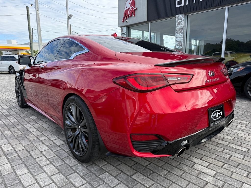 Infiniti Q60 LUXE RWD 2022