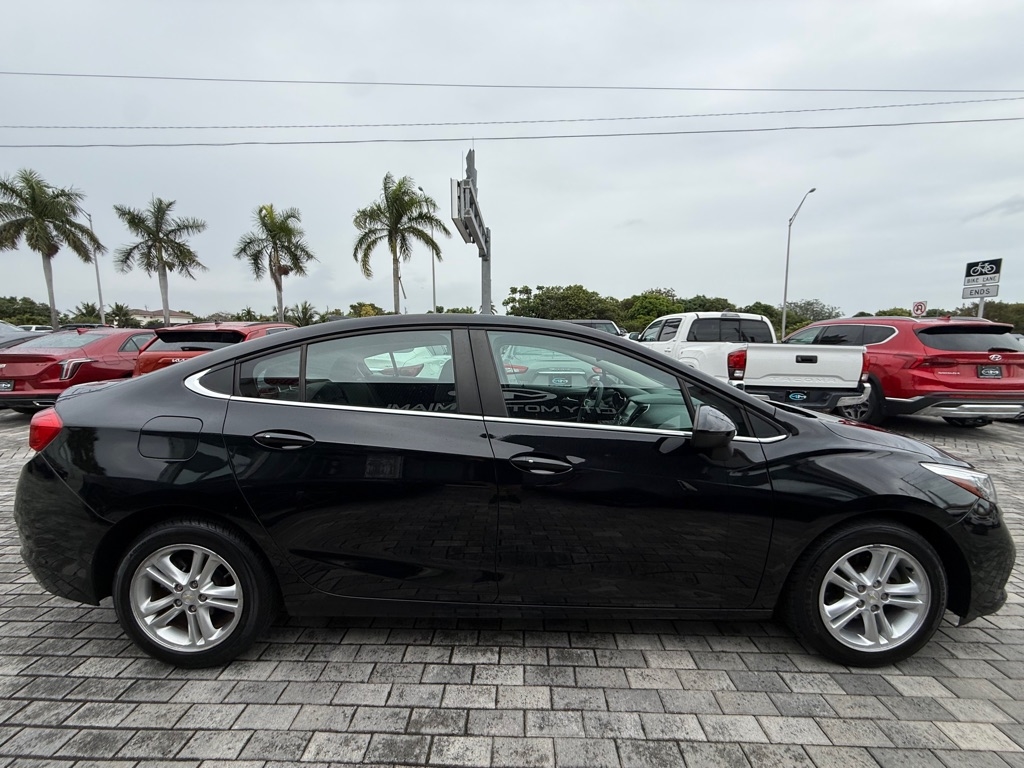 Chevrolet Cruze 4dr Sdn 1.4L LT w/1SD 2017