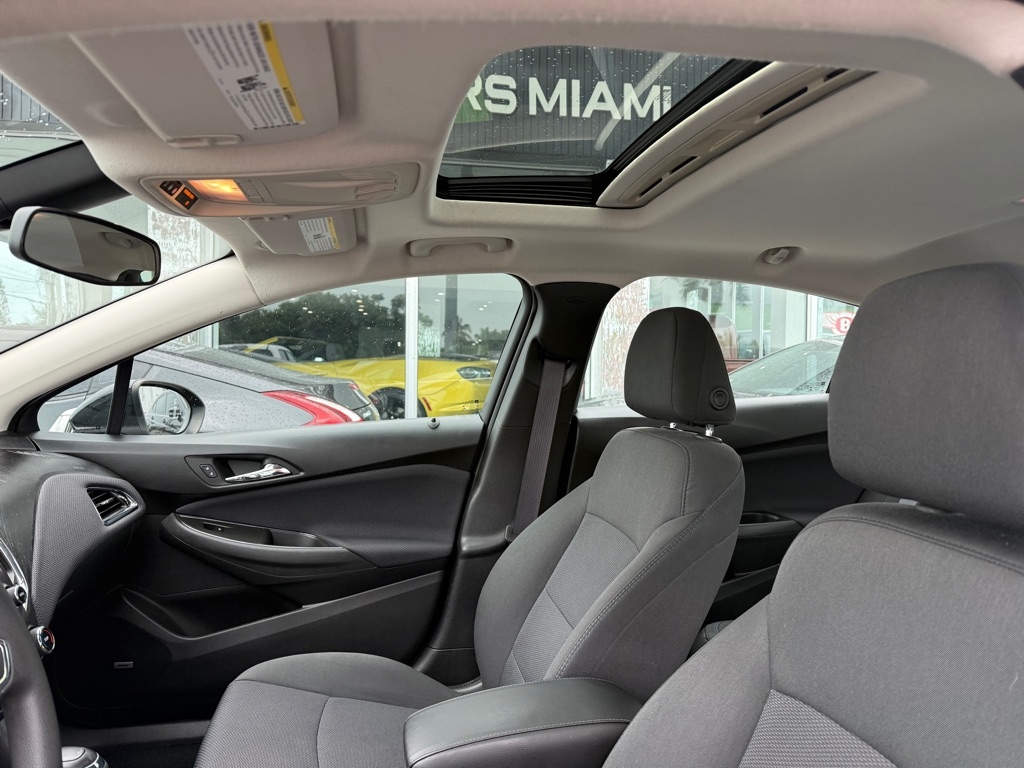 Chevrolet Cruze 4dr Sdn 1.4L LT w/1SD 2017