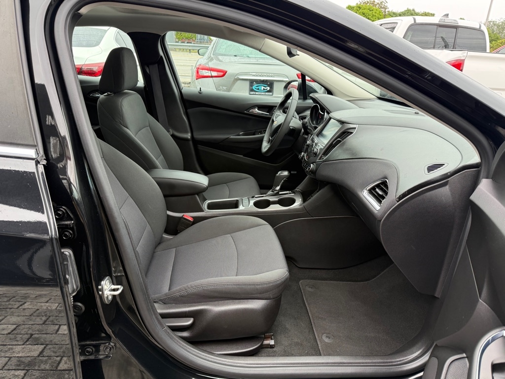 Chevrolet Cruze 4dr Sdn 1.4L LT w/1SD 2017