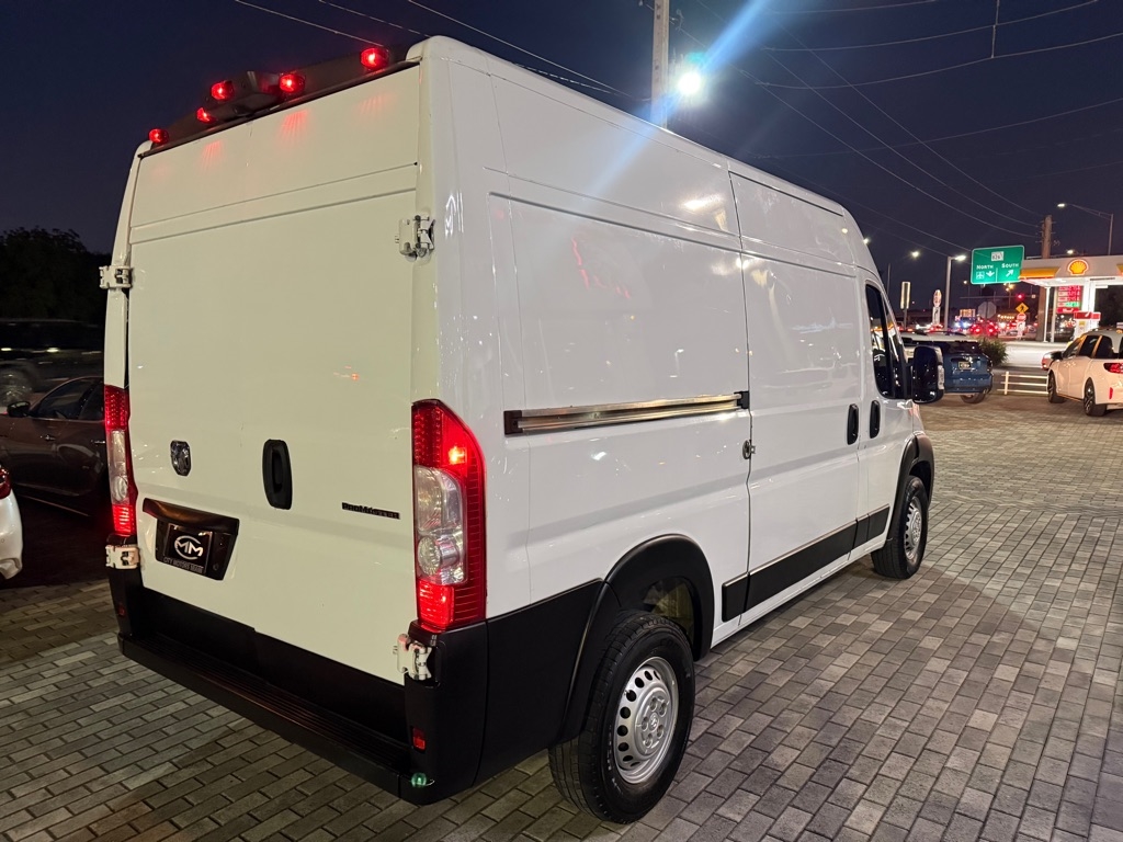 RAM ProMaster Cargo Van Tradesman 1500 High Roof 136" WB w/Pass Seat 2024