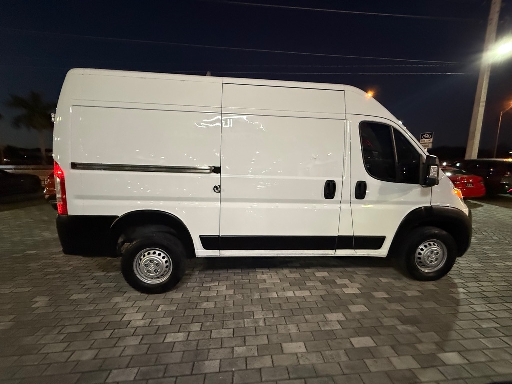 RAM ProMaster Cargo Van Tradesman 1500 High Roof 136" WB w/Pass Seat 2024