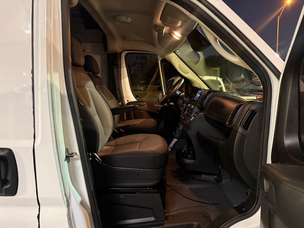 RAM ProMaster Cargo Van Tradesman 1500 High Roof 136" WB w/Pass Seat 2024