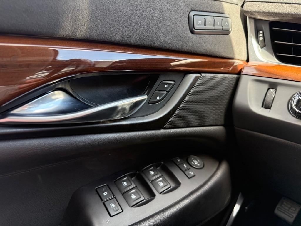 Cadillac Escalade ESV 4WD 4dr Luxury 2020