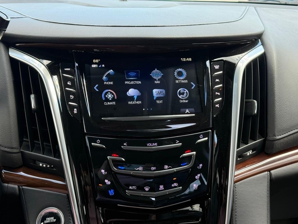 Cadillac Escalade ESV 4WD 4dr Luxury 2020