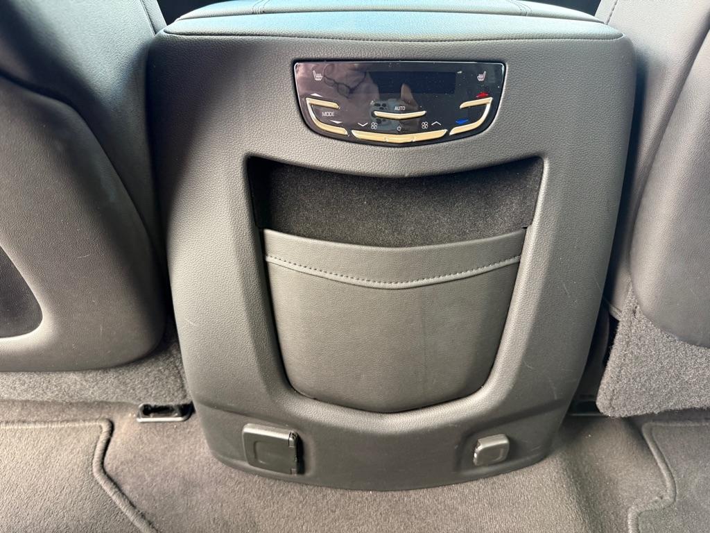 Cadillac Escalade ESV 4WD 4dr Luxury 2020