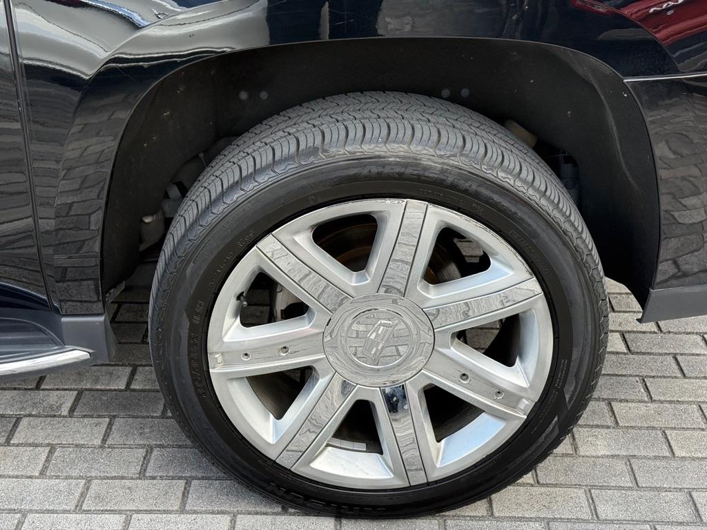 Cadillac Escalade ESV 4WD 4dr Luxury 2020