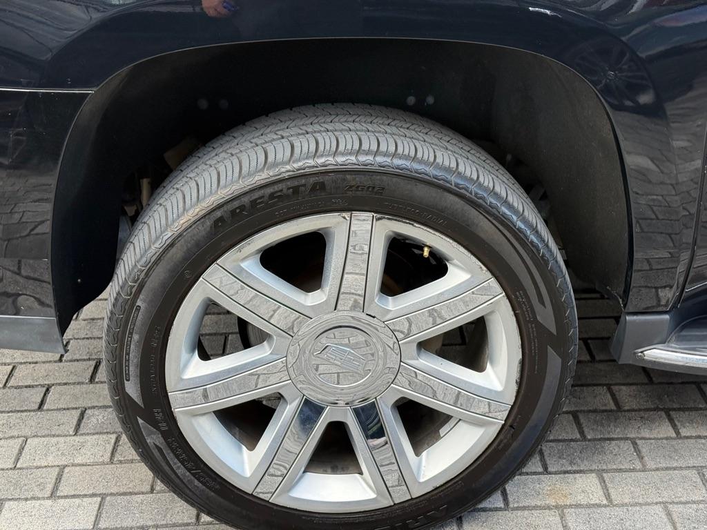 Cadillac Escalade ESV 4WD 4dr Luxury 2020