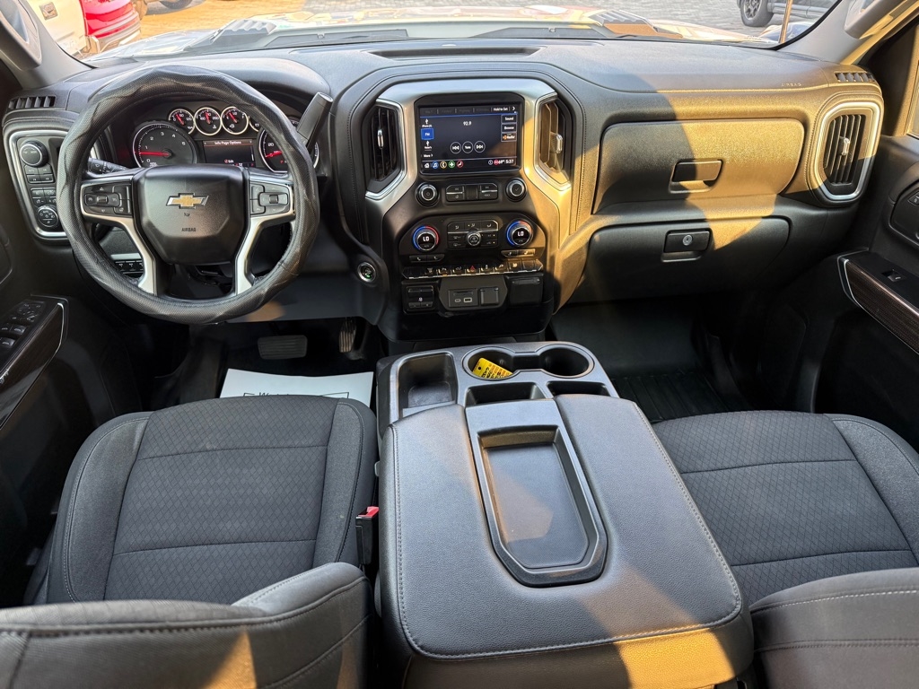 Chevrolet Silverado 3500HD 4WD Crew Cab 172" LT 2020