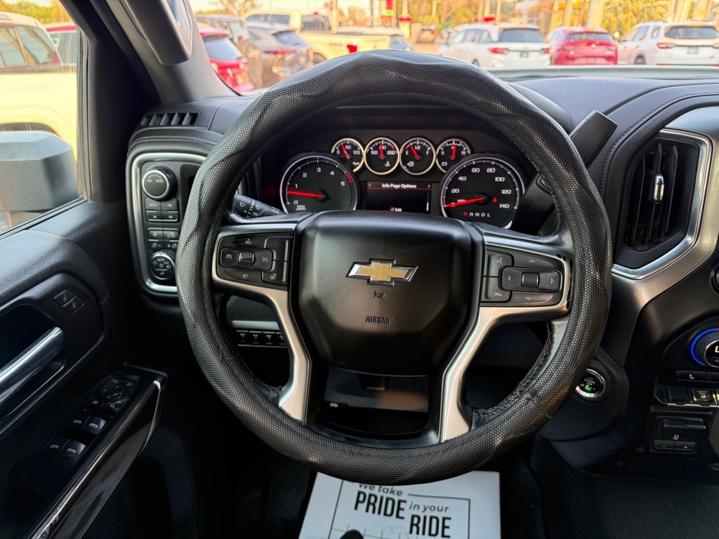 Chevrolet Silverado 3500HD 4WD Crew Cab 172" LT 2020