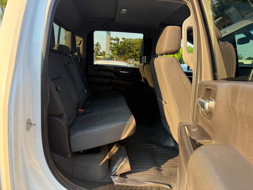 Chevrolet Silverado 3500HD 4WD Crew Cab 172" LT 2020