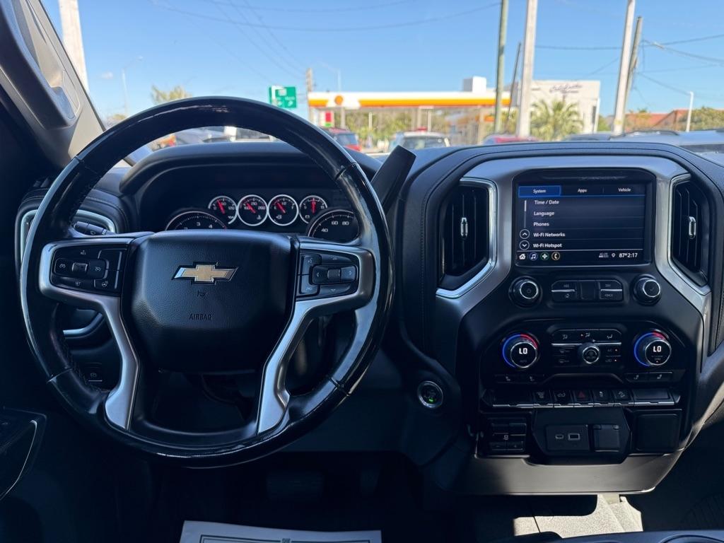 Chevrolet Silverado 2500HD 4WD Crew Cab 159" LT 2023