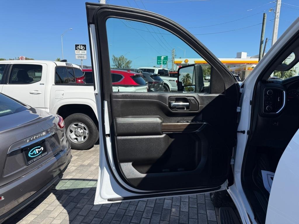 Chevrolet Silverado 2500HD 4WD Crew Cab 159" LT 2023