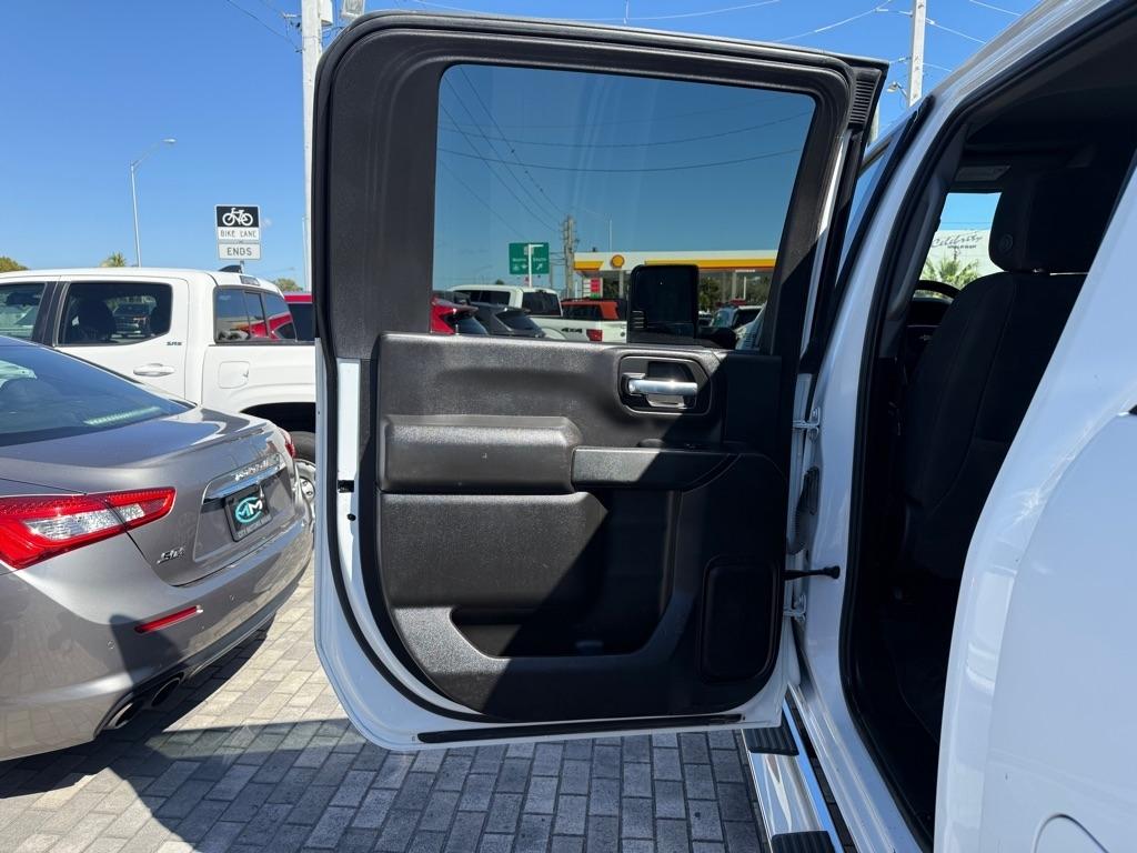 Chevrolet Silverado 2500HD 4WD Crew Cab 159" LT 2023