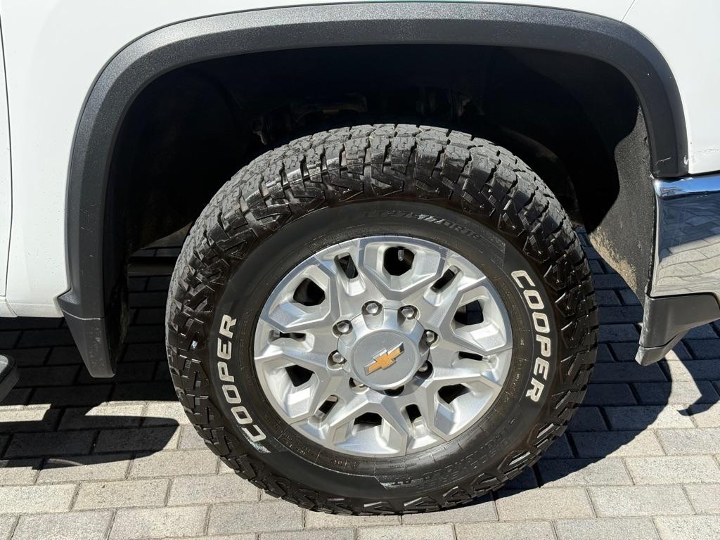Chevrolet Silverado 2500HD 4WD Crew Cab 159" LT 2023
