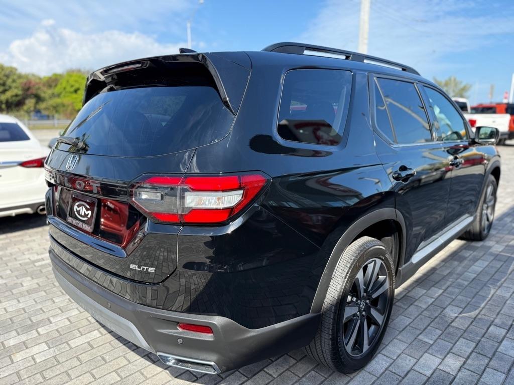 Honda Pilot Elite AWD 2023